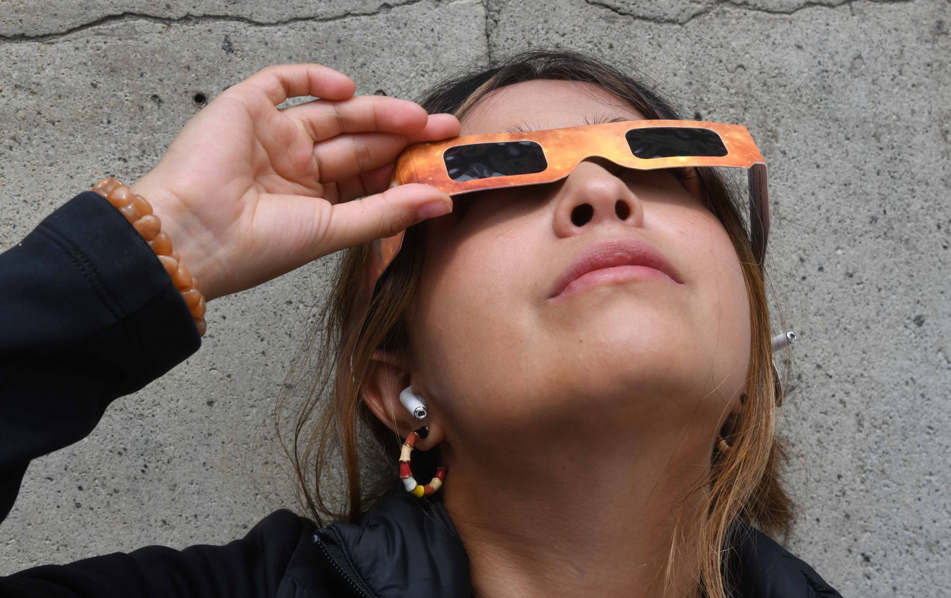 Vas A Comprar Lentes Para Ver El Eclipse Solar Te Contamos En Qu