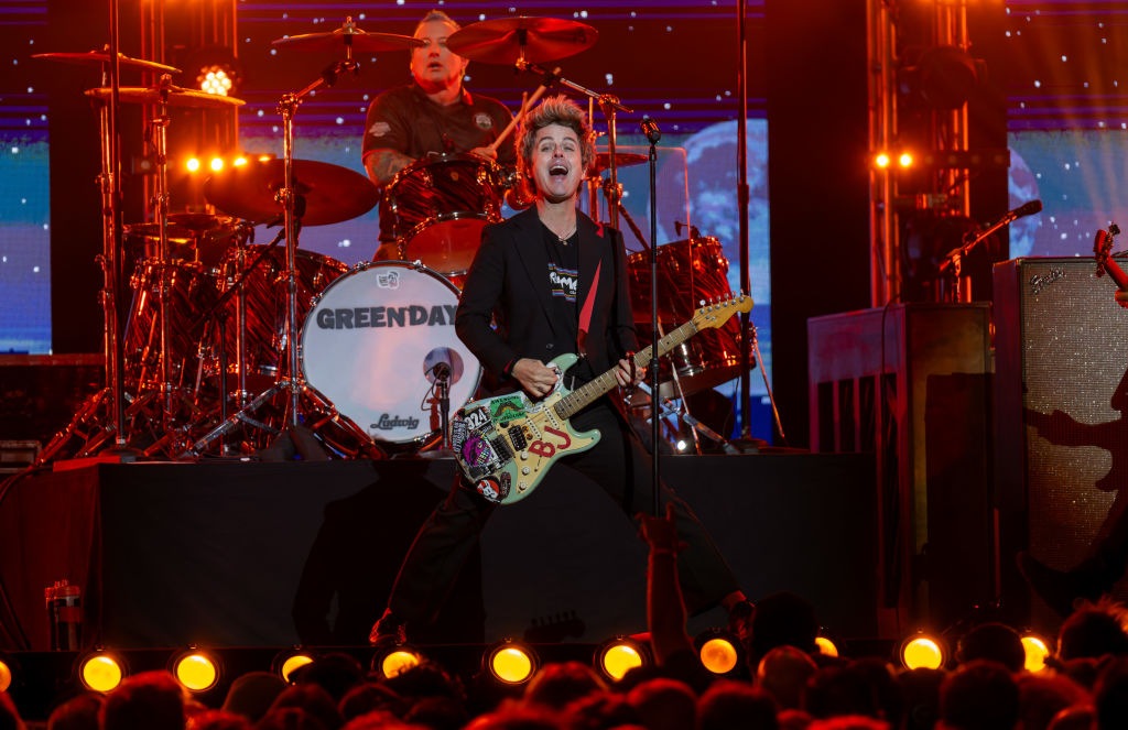 Green Day cambia letra y dedica "American Idiot" a Elon Musk 