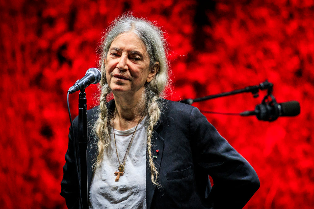 Patti Smith se desmaya durante concierto en Brasil; afirma que está bien