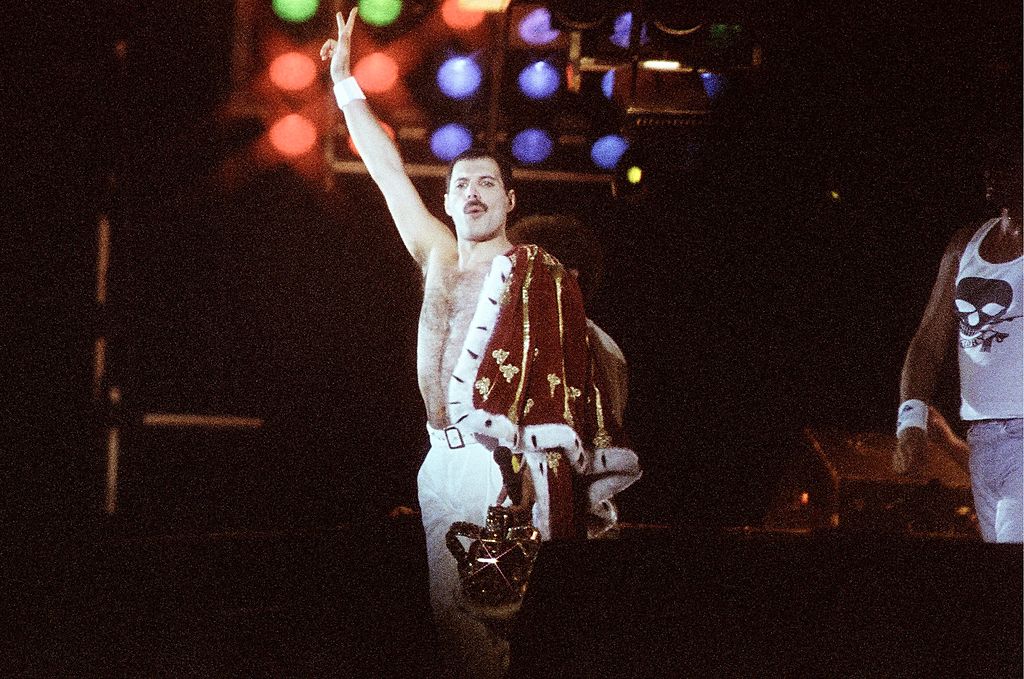 1,500 Freddie Mercury objects (and several Queen jewels) will be auctioned