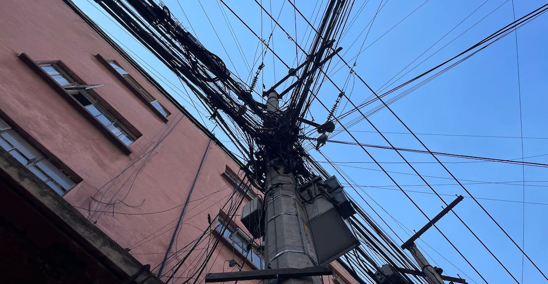 El cableado en CDMX o de cómo 3 mil camiones flotan en el aire… ¿Quieres saber por qué?