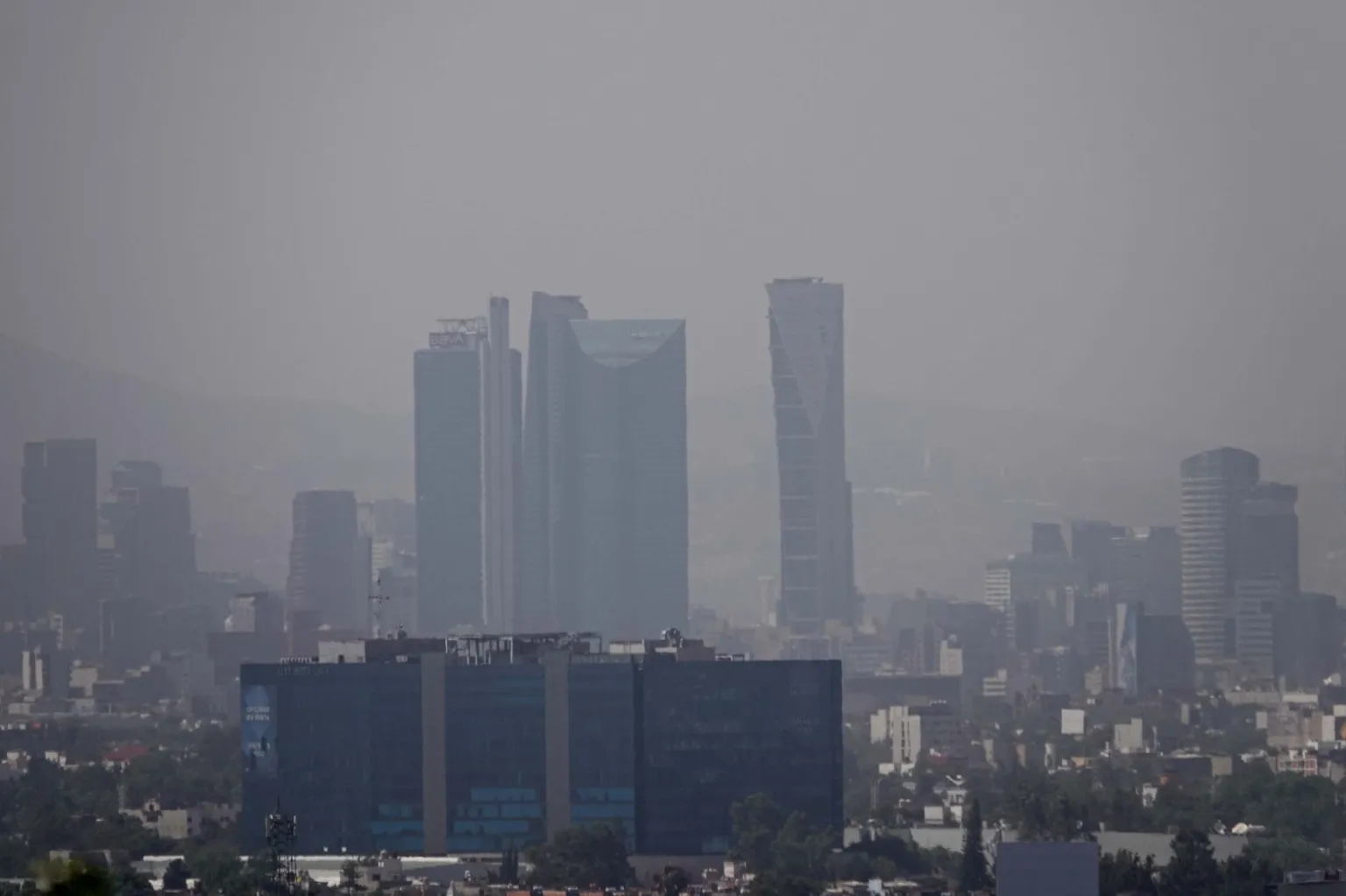 Doble hoy no circula: Estos autos no pueden circular el jueves 2 de enero de 2025