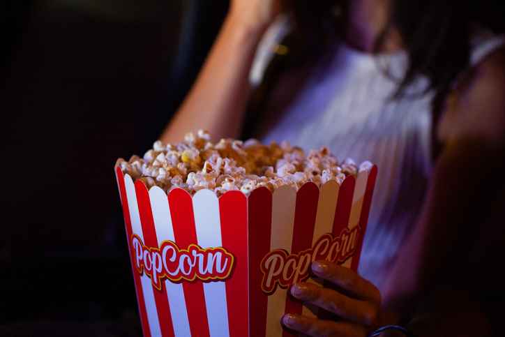 ¡Es falsa! Profeco desmiente la "lista de alimentos permitidos en el cine"