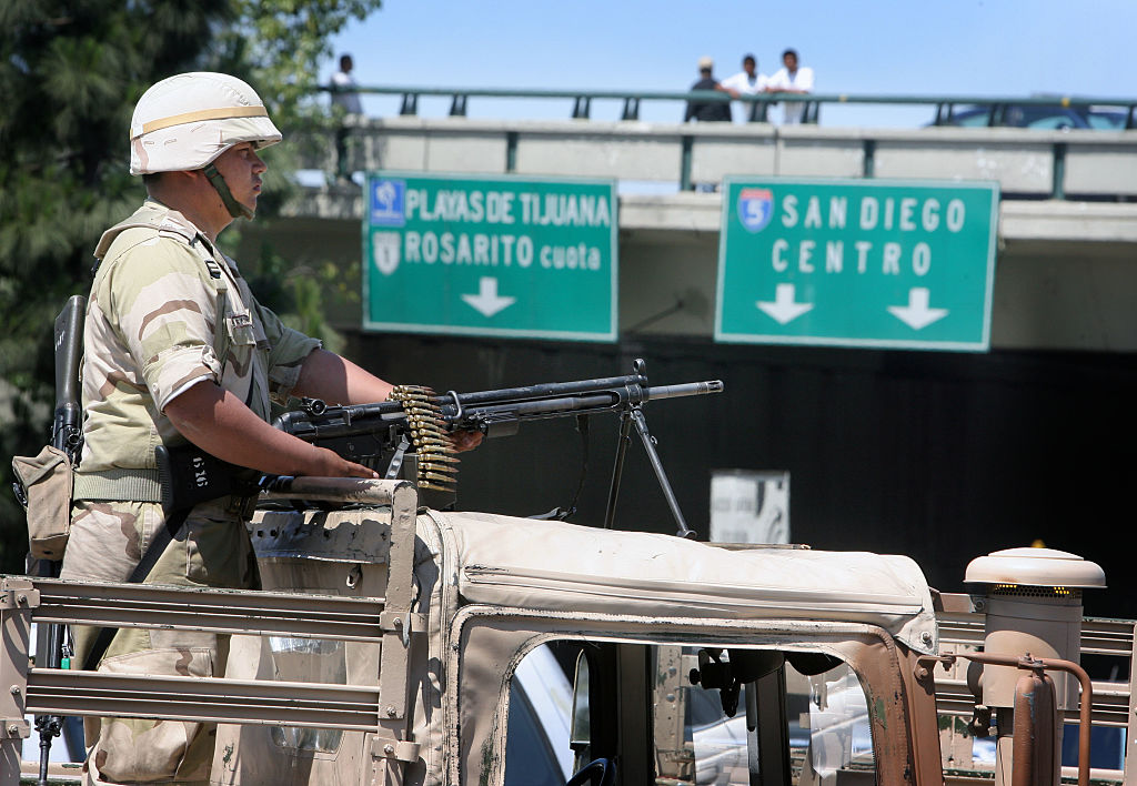 Trump ordena eliminación de cárteles mexicanos; Departamento de Justicia lanza memorandum