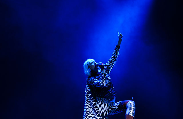 Yeah-Yeah-Yeahs-Vive-Latino-2013-6