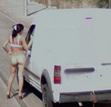 Google Maps Porn - 13 personas captadas en el peor momento por Google Street View - Sopitas.com