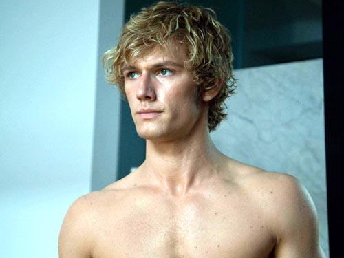 Alex_Pettyfer_13_2