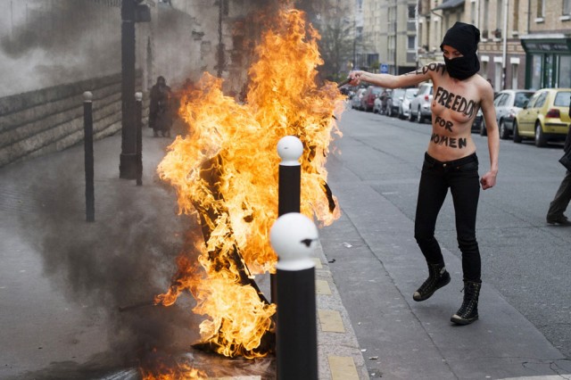 femen francia 2