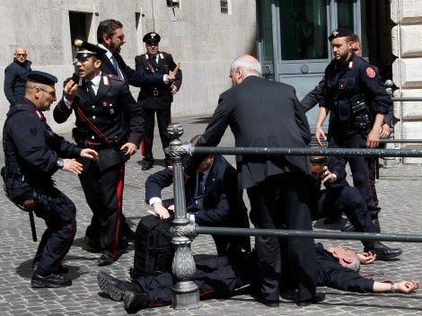 italia balazos carabineros