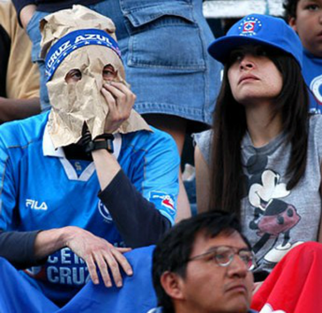 Aficionado_Cruz_Azul