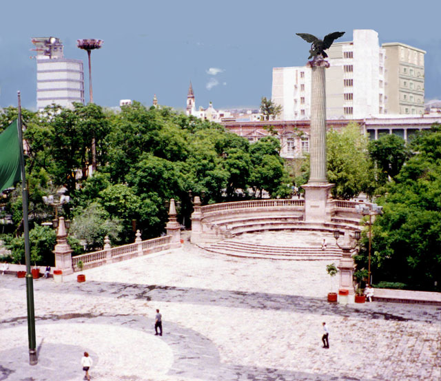 aguascalientes_plaza_patria