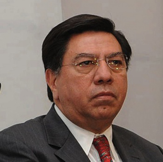 jeus reyna gobernador interino michoacan