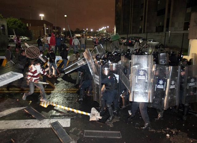 violencia maestros san lazaro