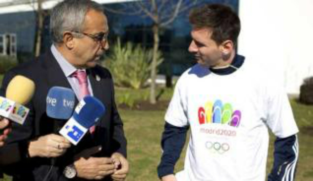 messi con la playera de madrid 202