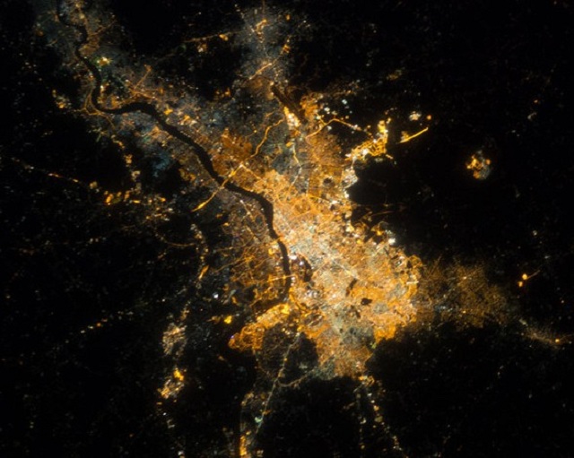 Ciudades en la noche03