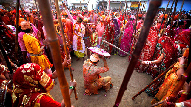 India Lathmar Holi