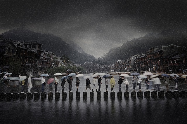 "Lluvia en la antigua ciudad", Chen Li, Categoría Abierto-Viajes