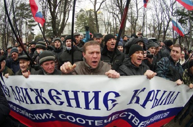 Manifestación en Crimea a favor de Rusia