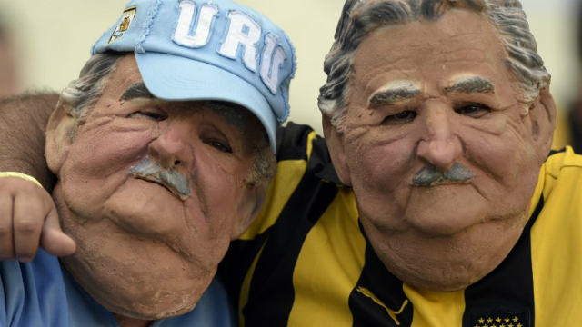 clones mujica 3