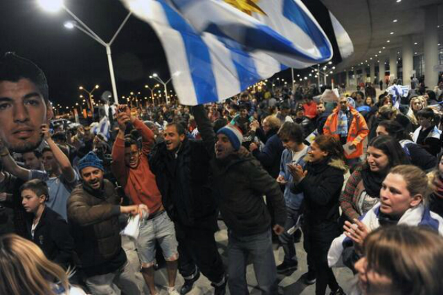 luis suarez aeropuerto 4