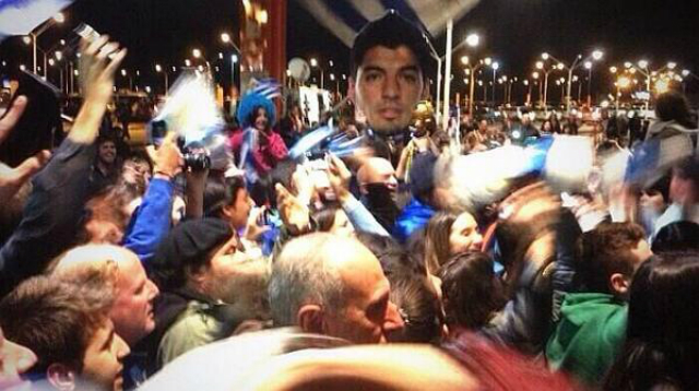 luis suarez aeropuerto 5