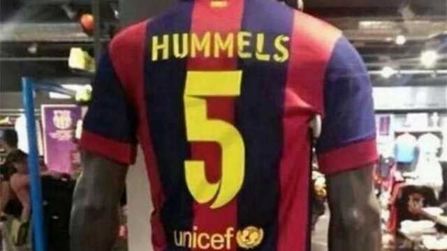 playera hummels