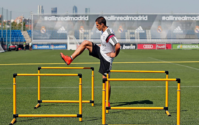 entrenamiento chicharito madrid 7