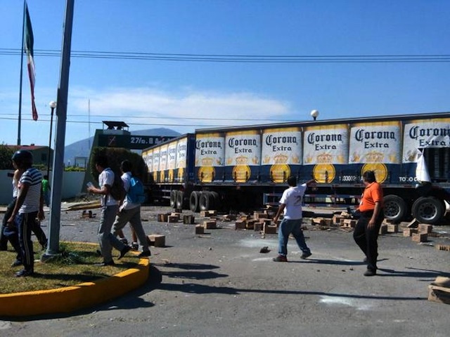 enfrentamiento.normalistas.iguala