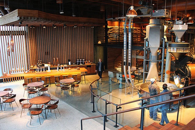 The-Worlds-Largest-Starbucks-in-Seattle-Washington-4