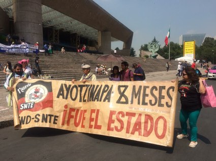 ayotzinapa.8