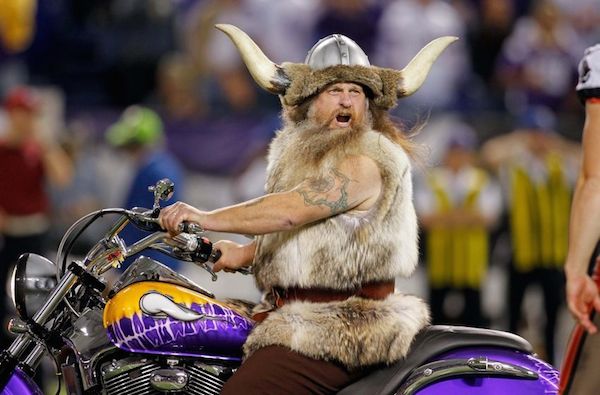 Ragnar-MinnesotaVikings-Mascotas-NFL