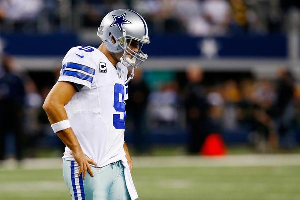 tonyromo-dallascowboys-nfl