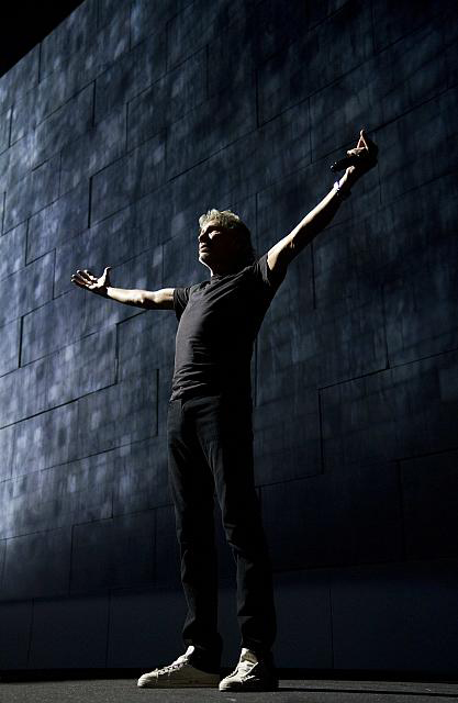 roger-waters