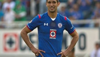 Cruz Azul encerra negociação com Málaga e contrata Roque Santa Cruz