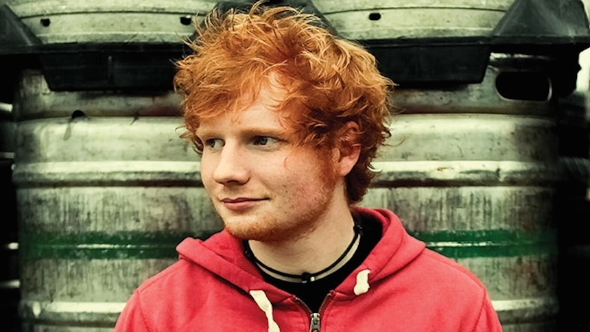 Эд Ширан. Ed Sheeran 2014. Ed Sheeran и его девушка. Эй рыжий британский сериал.