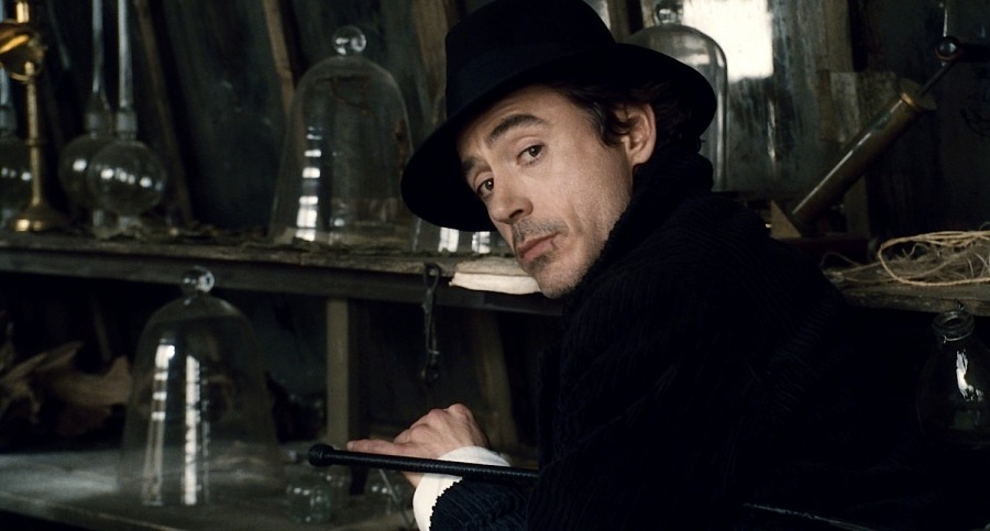 SHH-FP-010 ROBERT DOWNEY JR. as Sherlock Holmes in Warner Bros. Pictures’ and Village Roadshow Pictures’ action-adventure mystery “Sherlock Holmes,” distributed by Warner Bros. Pictures.