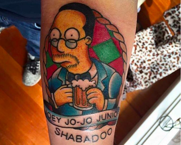 Este instagram te muestra los más increíbles tatuajes inspirados en Los  Simpson | Sopitas.com