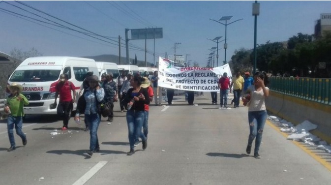 desalojo autopista del sol2