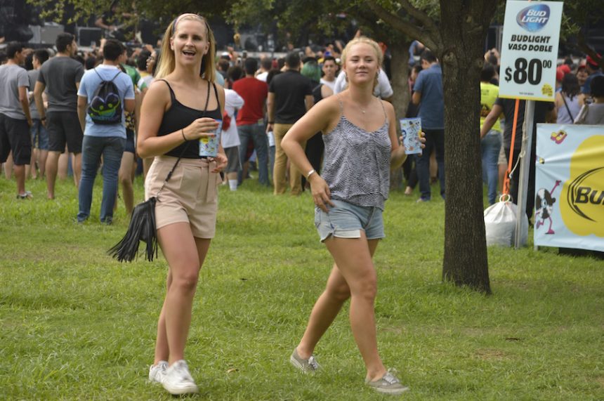 hellow-festival-chicas-amigas