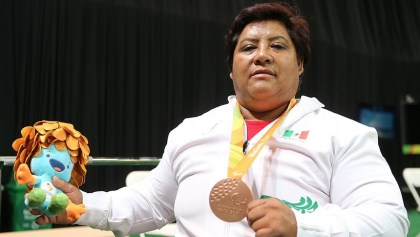 Catalina Díaz con su medalla de bronce