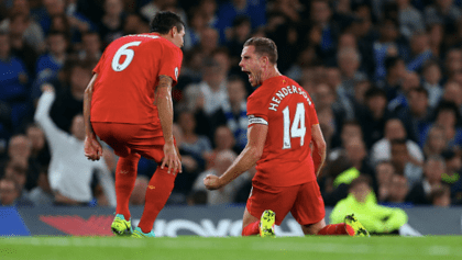 Jordan Henderson celebrando su gol contra el Chelsea