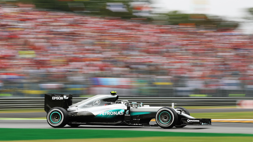 Nico Rosberg se llevó el triunfo en Italia y se puso a dos puntos de Hamilton 