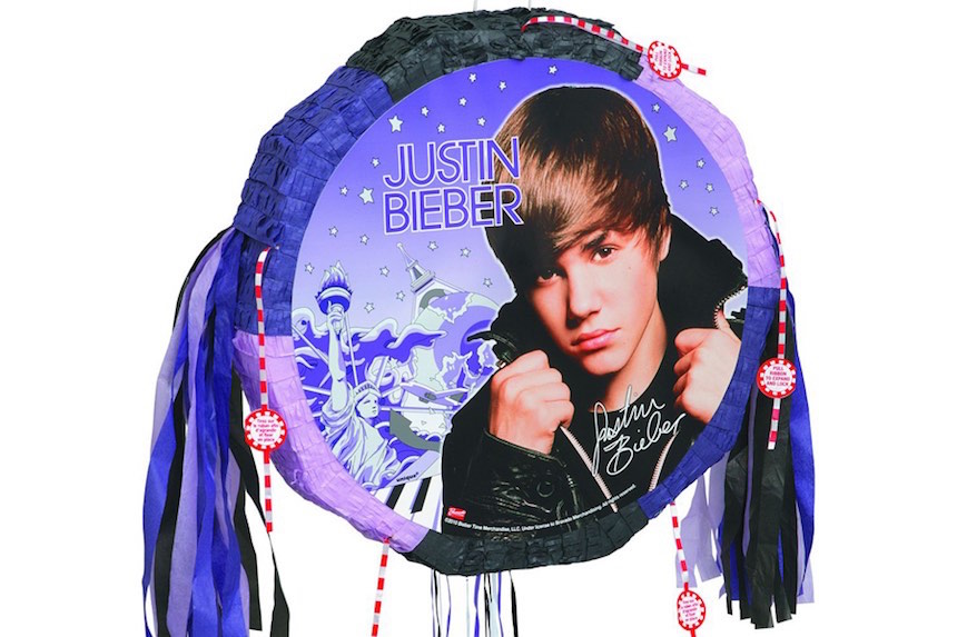 pinata-justin-bieber-merch