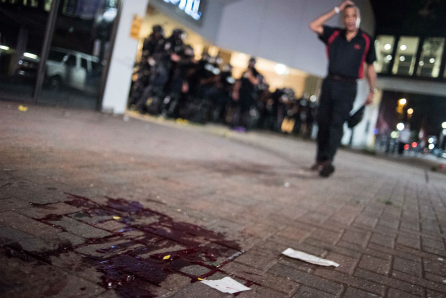 Protestas violentas en Carolina del Norte por violencia policiaca