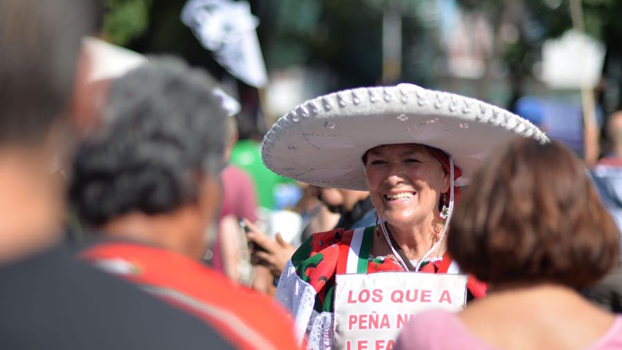 senora-epn-manifestacion-renunciaya-marcha