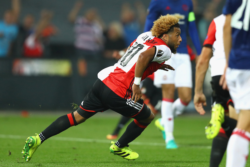 Tonny Vilhena celebrando su gol contra Manchester United