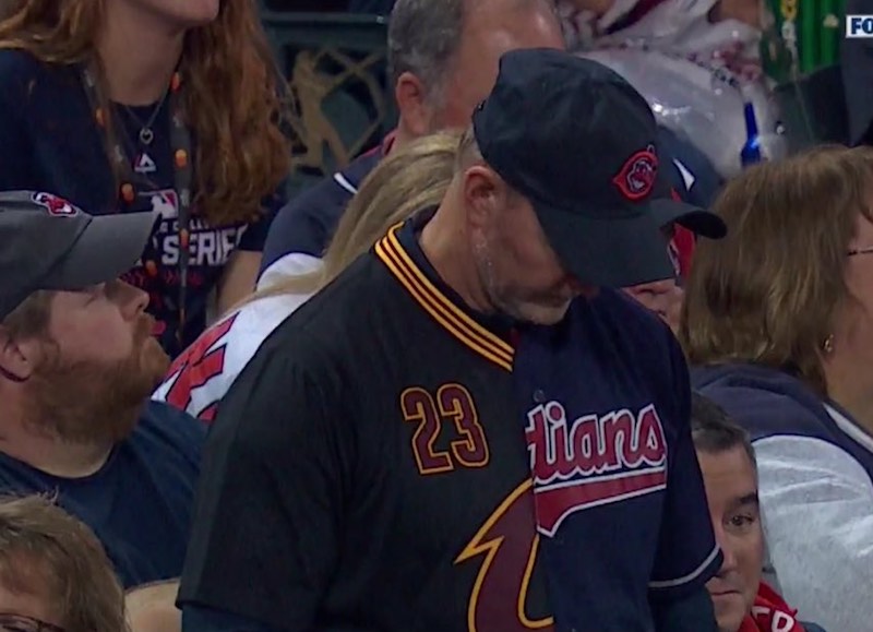 Cleveland Indians Cavaliers fan