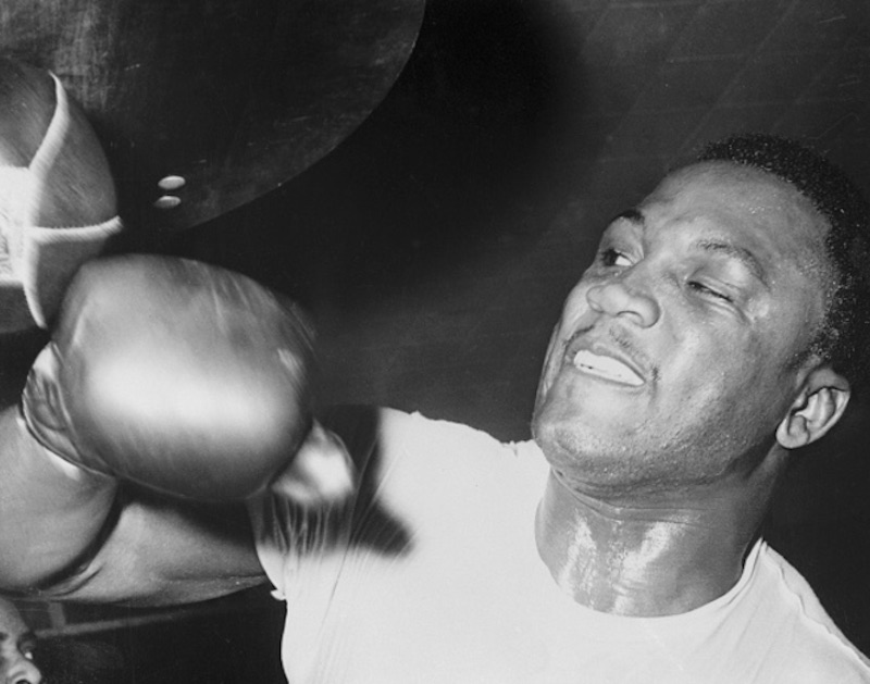 Joe Frazier pera entrena