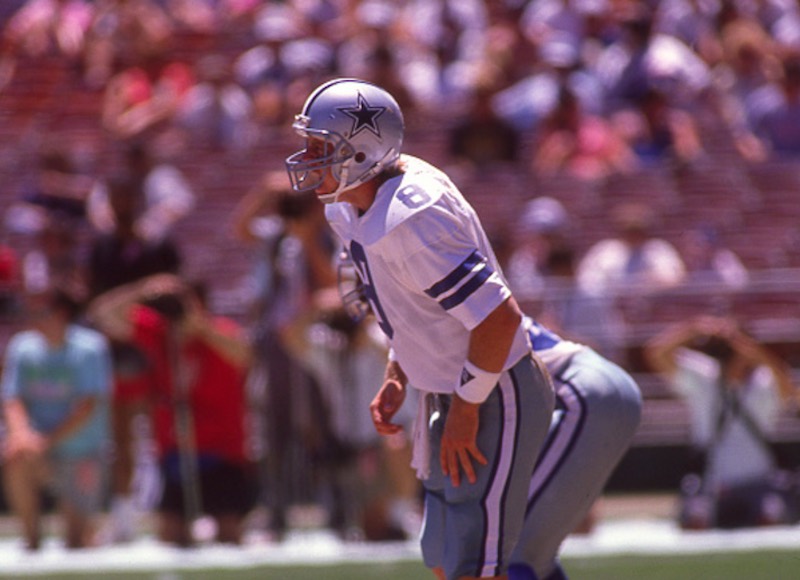 Troy Aikman juega con Dallas