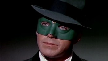 Van Williams como el Avispón Verde